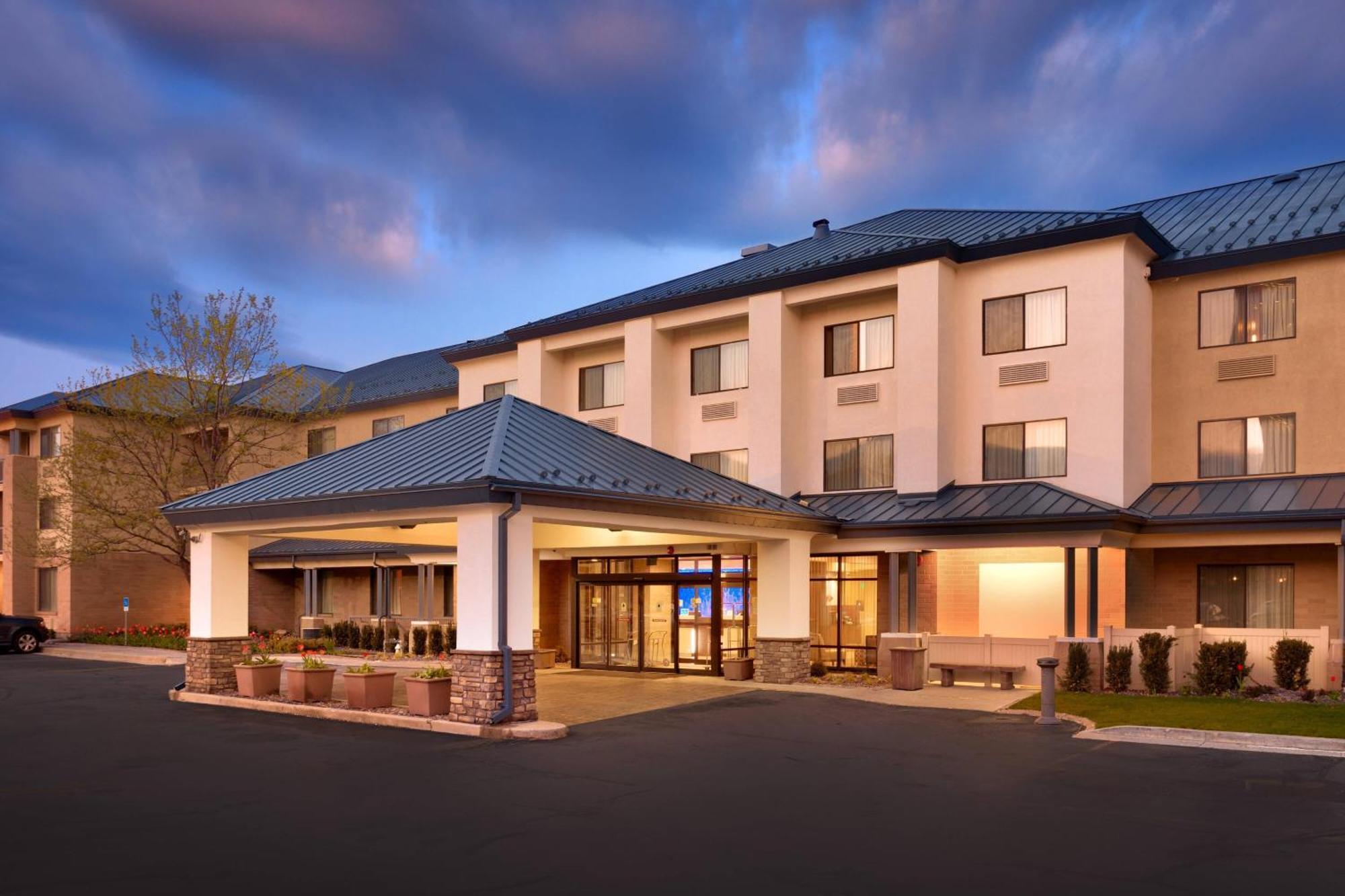 Fairfield Inn & Suites By Marriott Salt Lake City Downtown Exterior photo